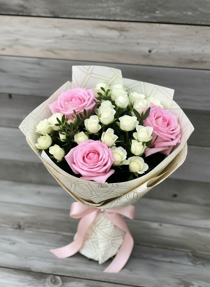Букет цветов из: Розы в Первомайском Ставропольского края