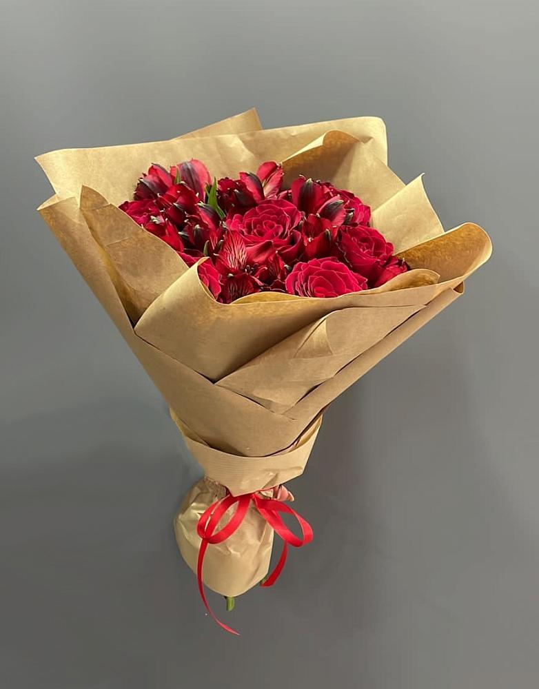 Букет цветов из: Альстромерии и Розы в Первомайском Ставропольского края