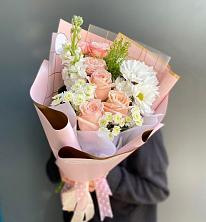 Букет цветов из:  Хризантемы и Розы в Первомайском Ставропольского края