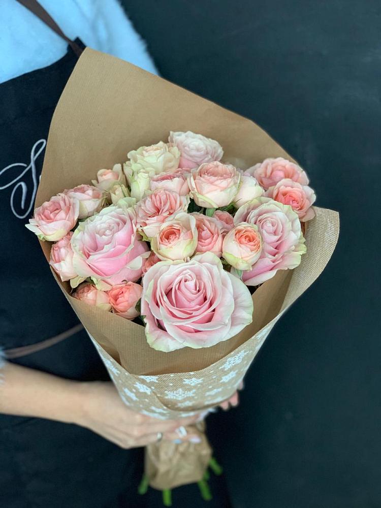 Букет цветов из: Хризантемы и Розы в Первомайском Ставропольского края