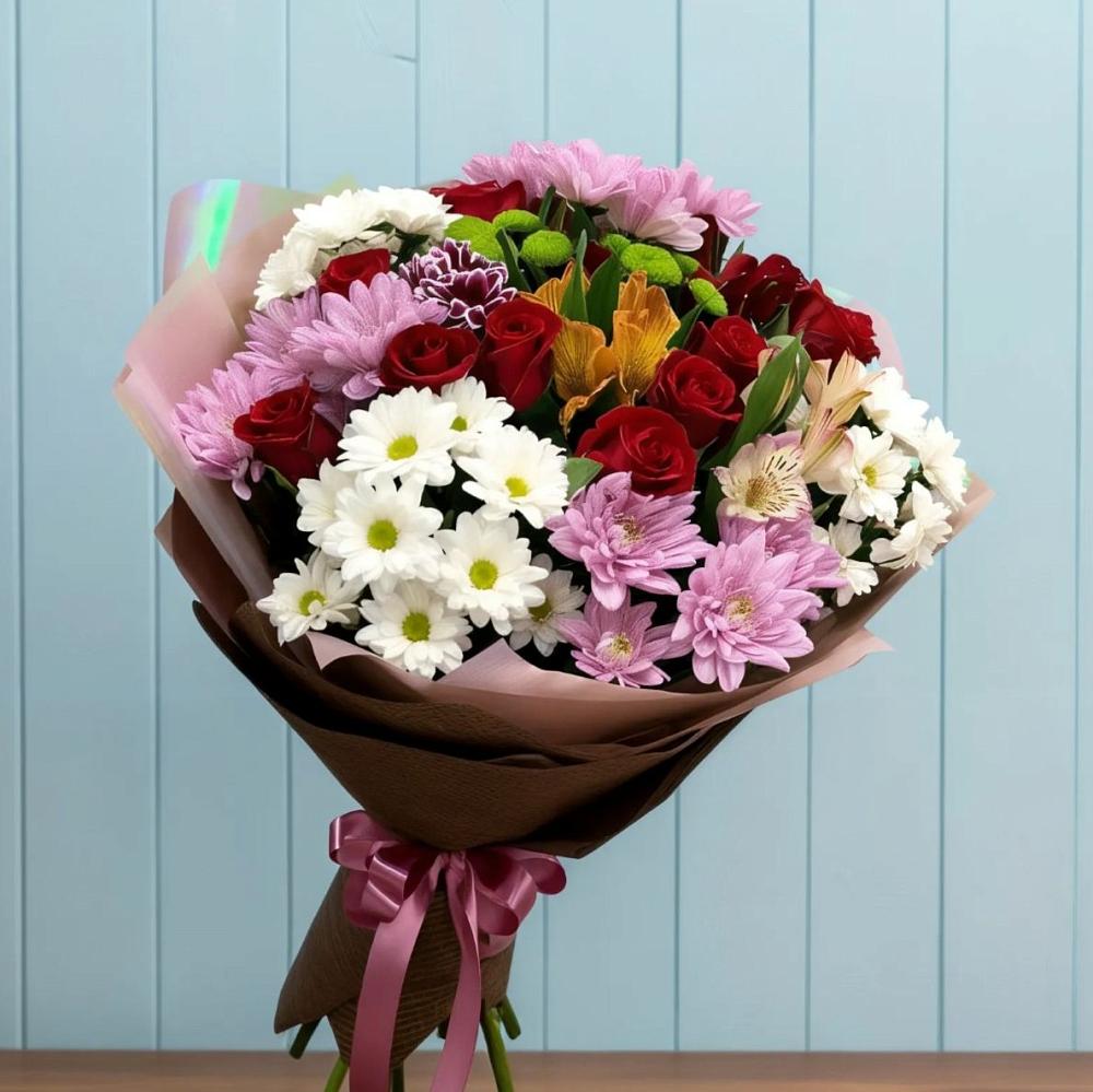 Букет цветов из: Розы, Хризантемы и Альстромерии в Первомайском Ставропольского края